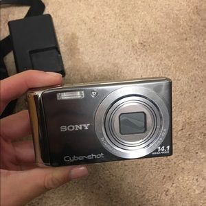 Sony Cybershot camera